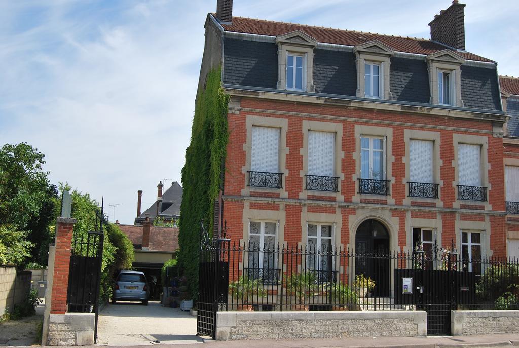 Chambre D'Hotes L'Ambroise Troyes Dış mekan fotoğraf